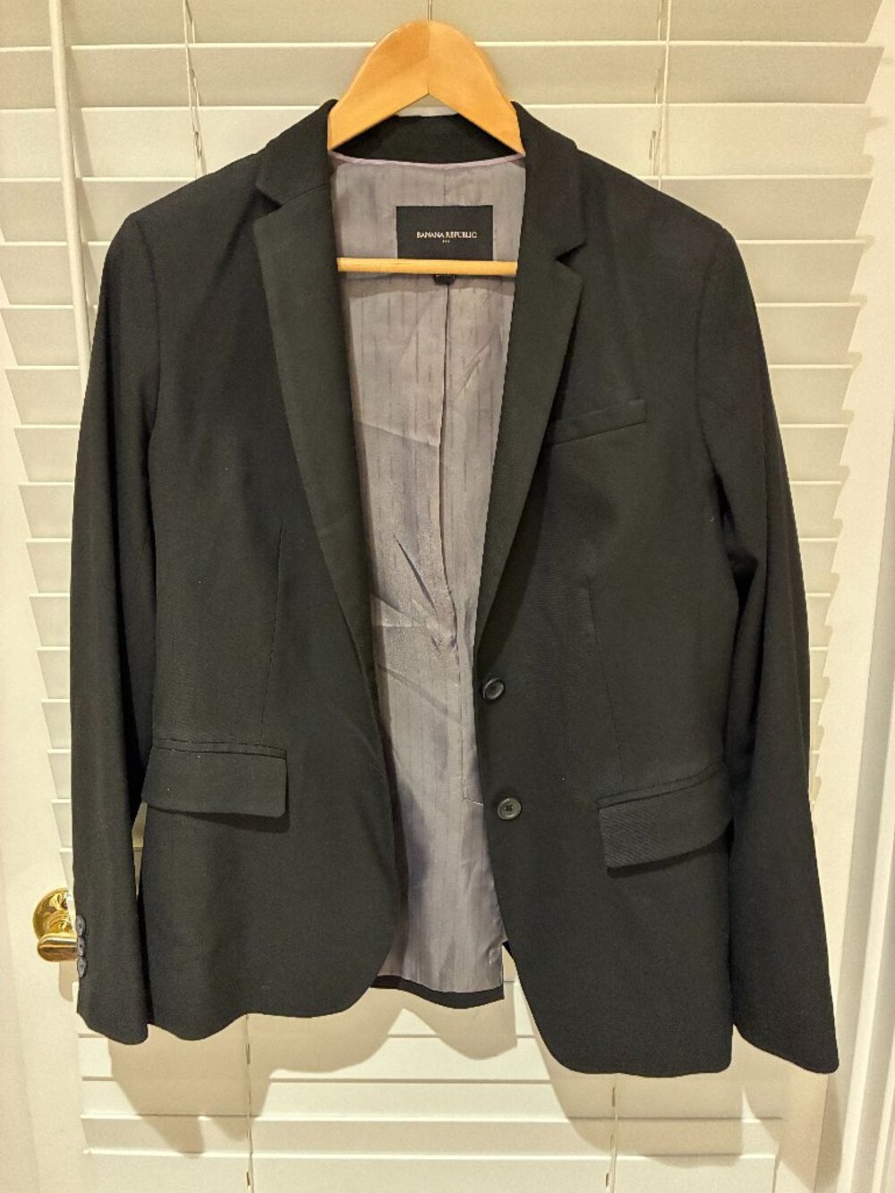 Banana Republic tailored maternity suit